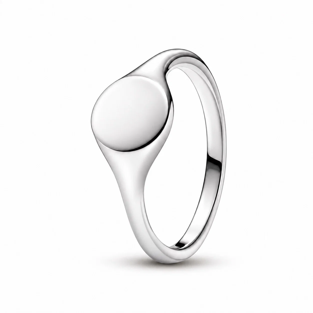 Round signet ring