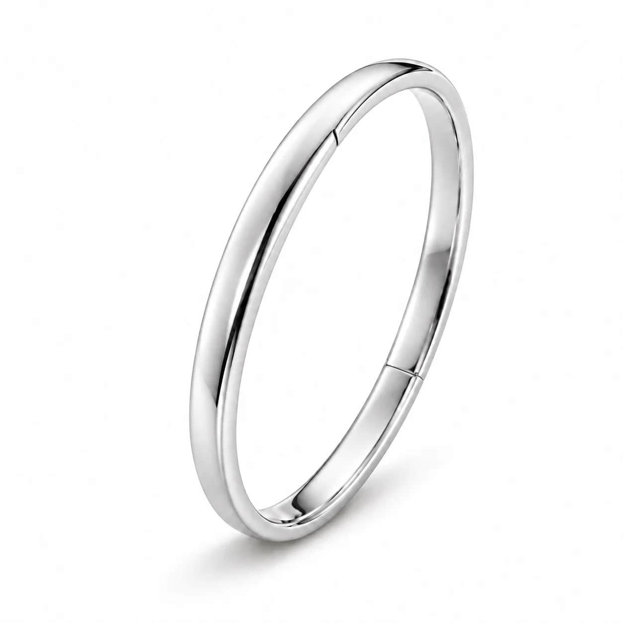 Slim hinged bangle